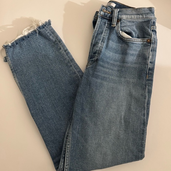 RE/DONE 70’s Stove Pipe in Medium Stone Wash - Picture 3 of 11